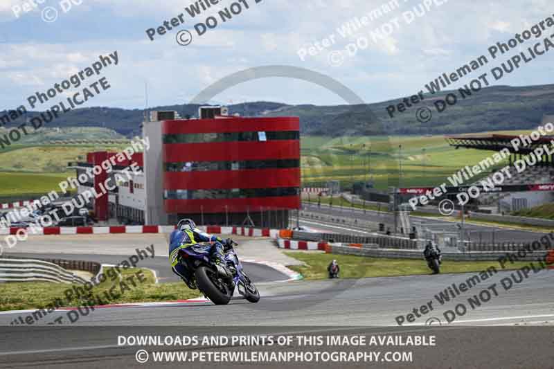 cadwell no limits trackday;cadwell park;cadwell park photographs;cadwell trackday photographs;enduro digital images;event digital images;eventdigitalimages;navarra;no limits trackdays;peter wileman photography;racing digital images;trackday digital images;trackday photos